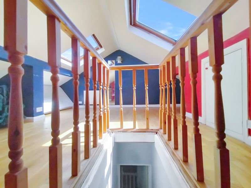 Photo 17- click for photo gallery